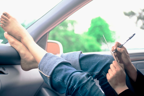 writing in car-gettyimages