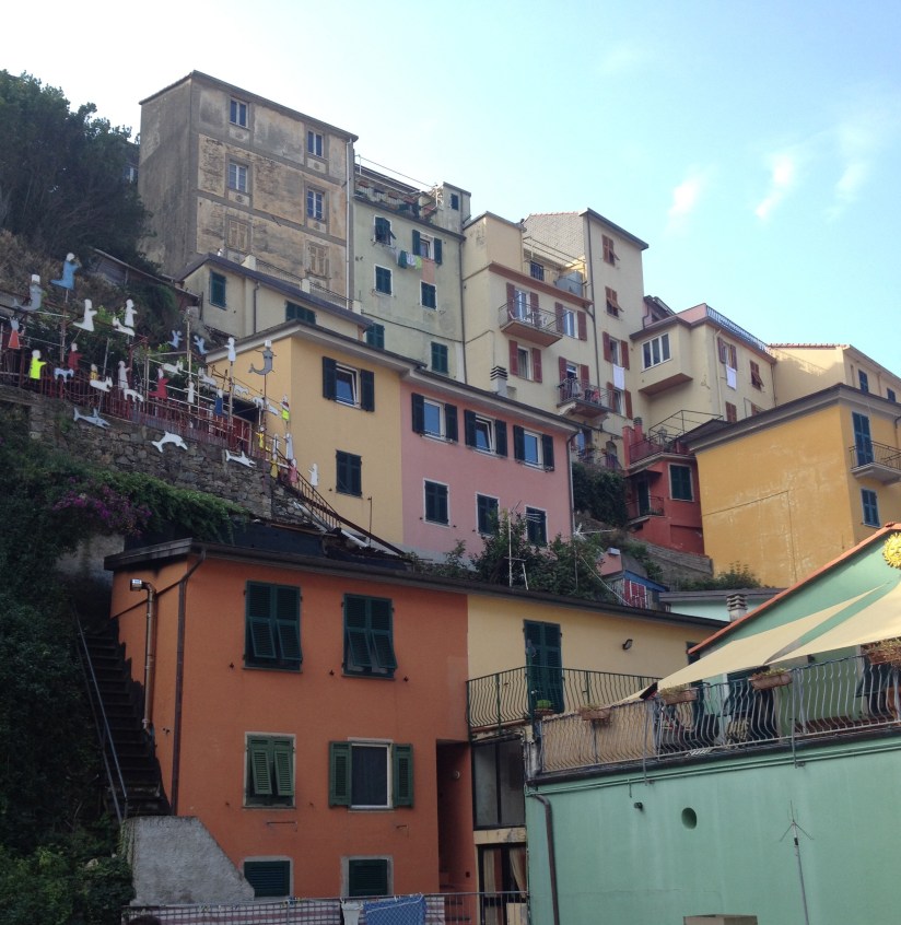 Village in Cinque Terre, alvaradofrazier.com
