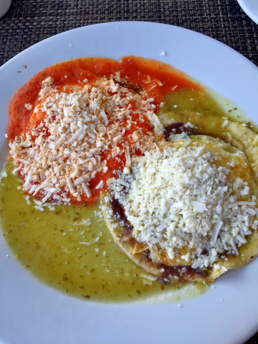 Huevos Divorciados-Divorced Eggs, www.alvaradofrazier.com